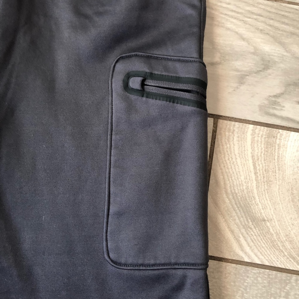 Fila Gray Large (14-16)  Boys joggers super comfy - Picture 2 of 5